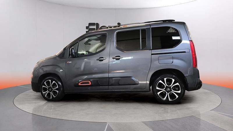 Usado Citroën Berlingo Shine 130 HP (95 kW) 2020 Cinzento Monovolume