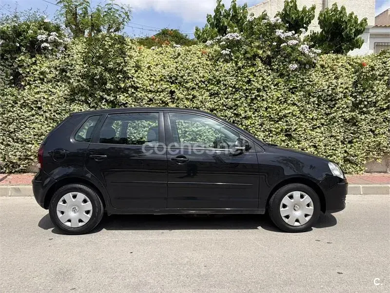 Begagnad VW Polo United 80 HK (58 kW) 2008 Svart Halvkombi