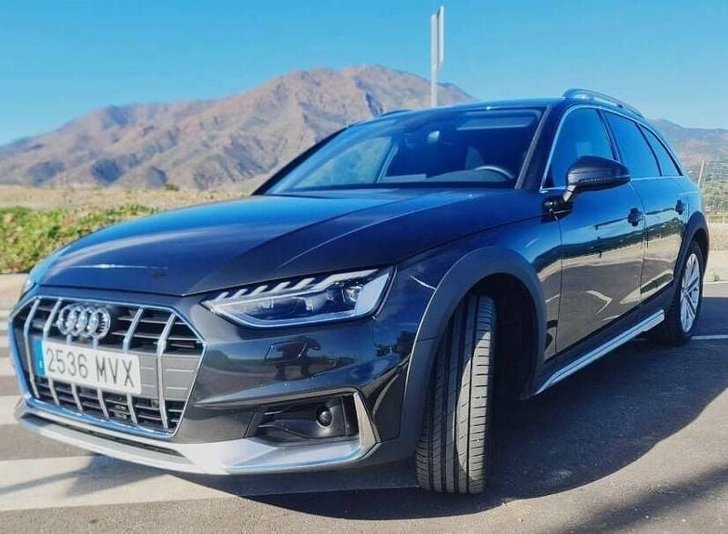 Usado Audi A4 204 CV (150 kW) 2023 Gris