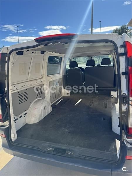 Usado Mercedes Vito Marco Polo 88 CV (64 kW) 2014 Blanco Van