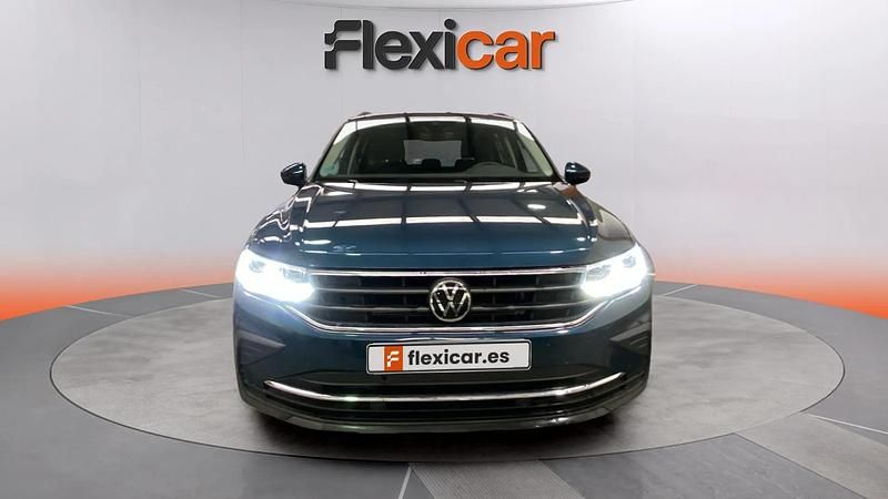 Usado VW Tiguan Life 150 CV (110 kW) 2021 Azul SUV