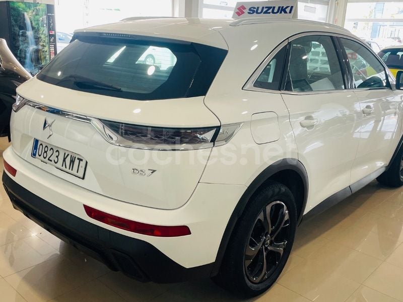 Usado DS Automobiles DS7 Crossback So Chic 130 CV (95 kW) 2019 Blanco SUV