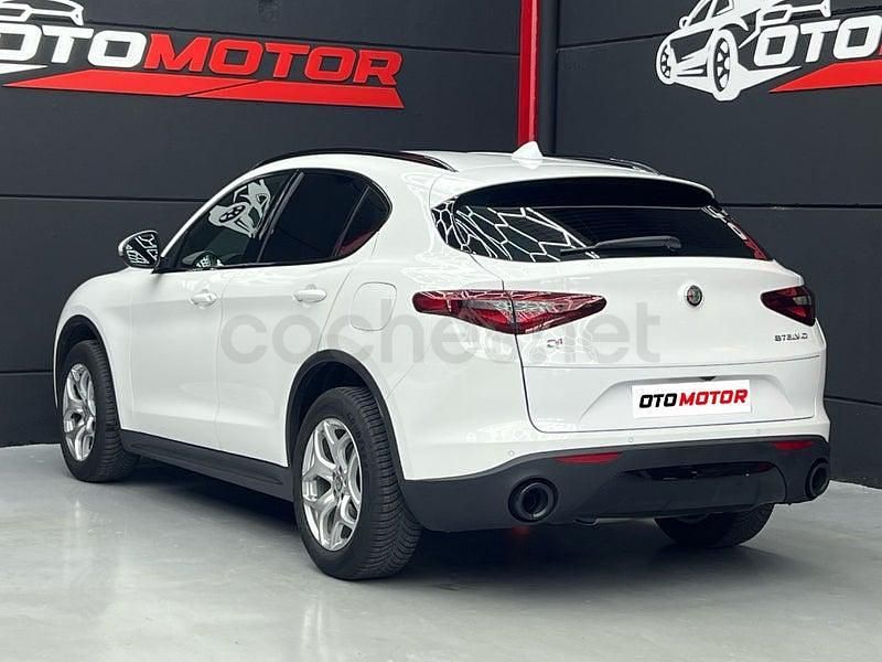 Usado Alfa Romeo Stelvio 200 CV (147 kW) 2020 Blanco SUV