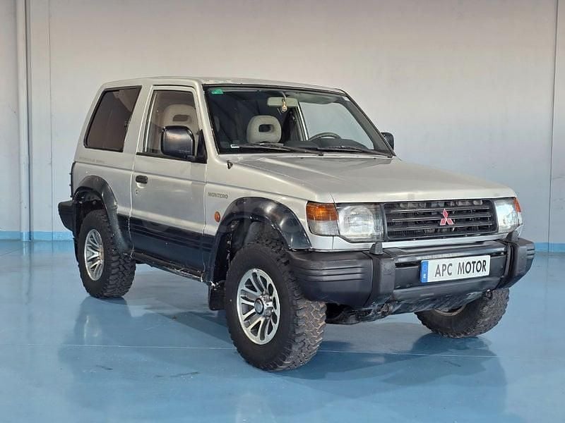 Usado Mitsubishi Montero 99 CV (72 kW) 1996 Gris / plata SUV