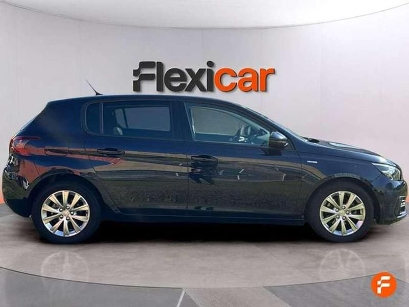 Usado Peugeot 308 Access 110 CV (80 kW) 2020 Negro Utilitario