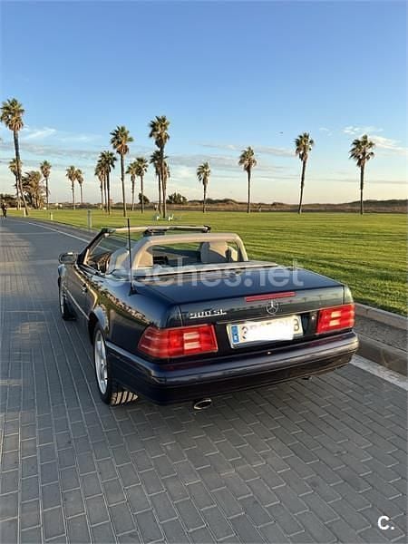 Usado Mercedes SL500 320 CV (235 kW) 1998 Azul Descapotable