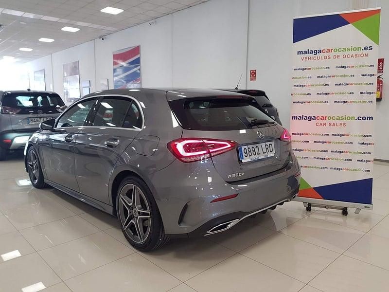 Usado Mercedes A200 150 CV (110 kW) 2021 Gris / plata Berlina