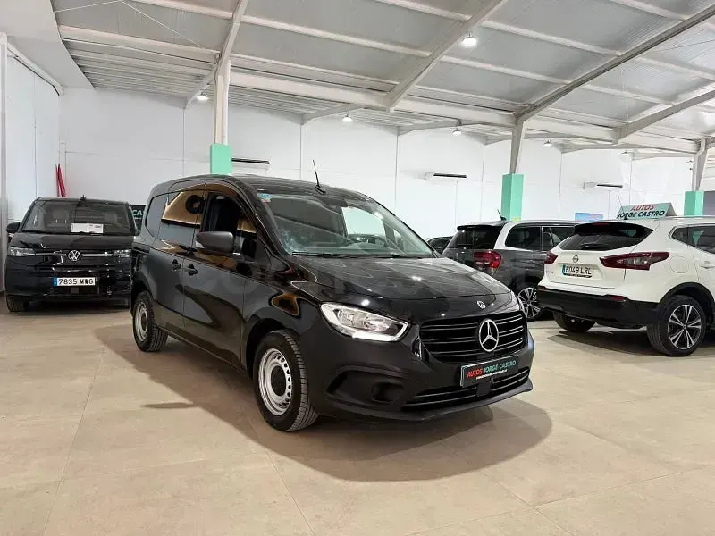 Usado Mercedes Citan 110 95 CV (69 kW) 2023 Negro Monovolumen