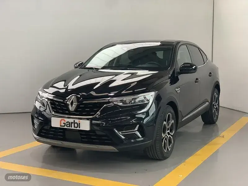 Usado Renault Arkana 2023 Negro SUV