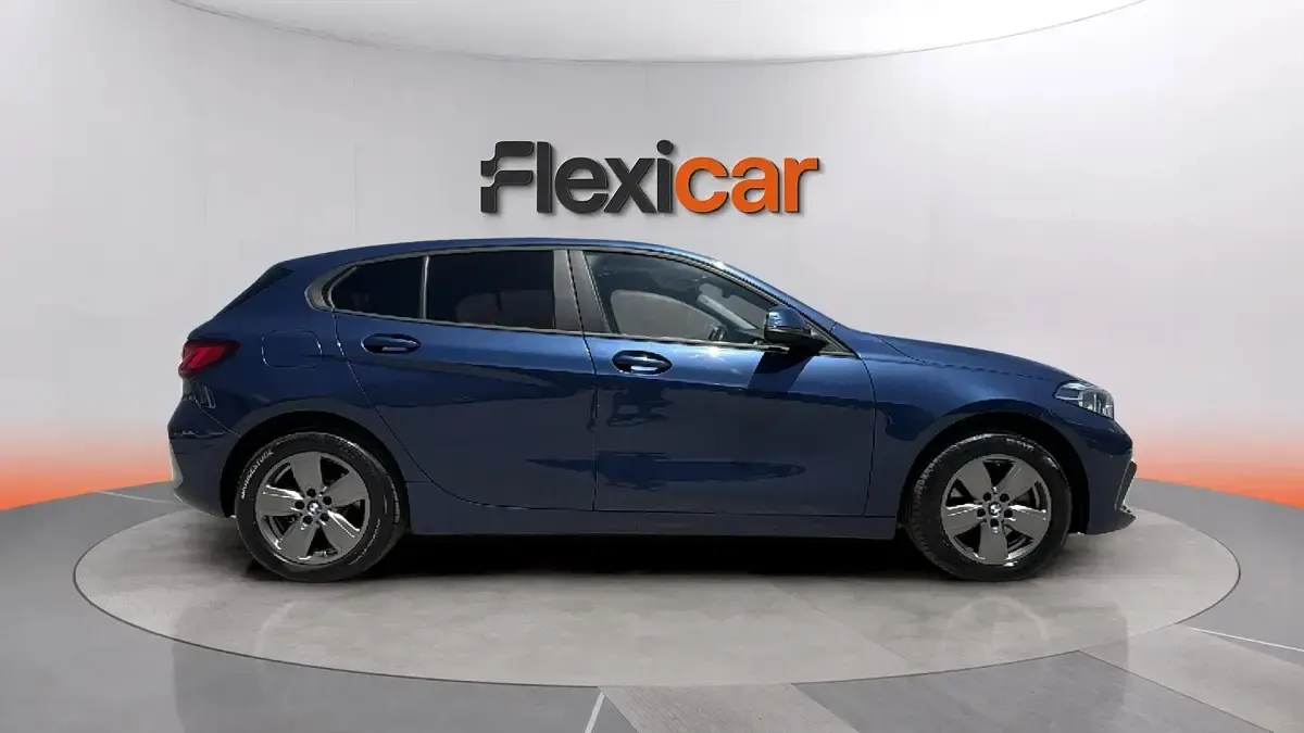 Usado BMW 116 116 CV (85 kW) 2022 Azul Utilitario