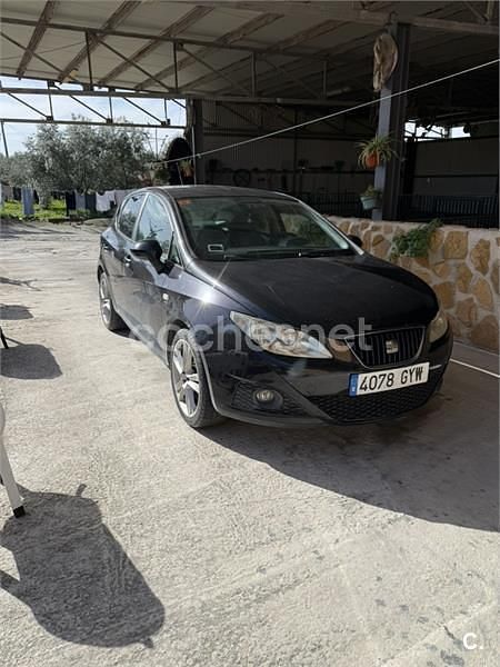 Usado Seat Ibiza Style 105 CV (77 kW) 2010 Negro Berlina
