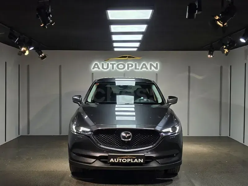 Usado Mazda CX-5 150 CV (110 kW) 2019 Gris / plata SUV