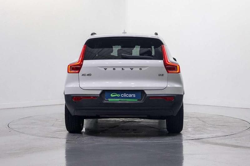 Usado Volvo XC40 150 CV (110 kW) 2018 Blanco SUV