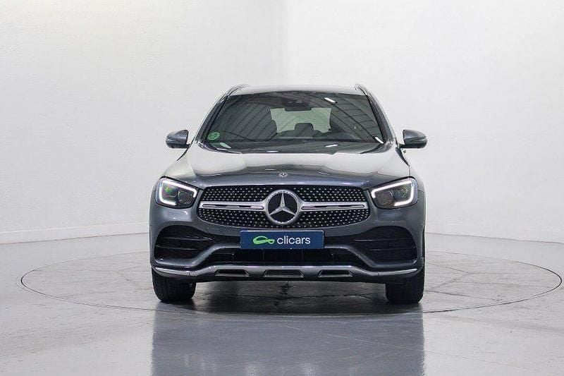 Usado Mercedes GLC300 245 CV (180 kW) 2020 Gris / plata Coupe