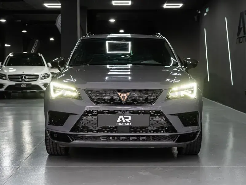 Usado Cupra Ateca 300 CV (220 kW) 2020 Gris / plata SUV