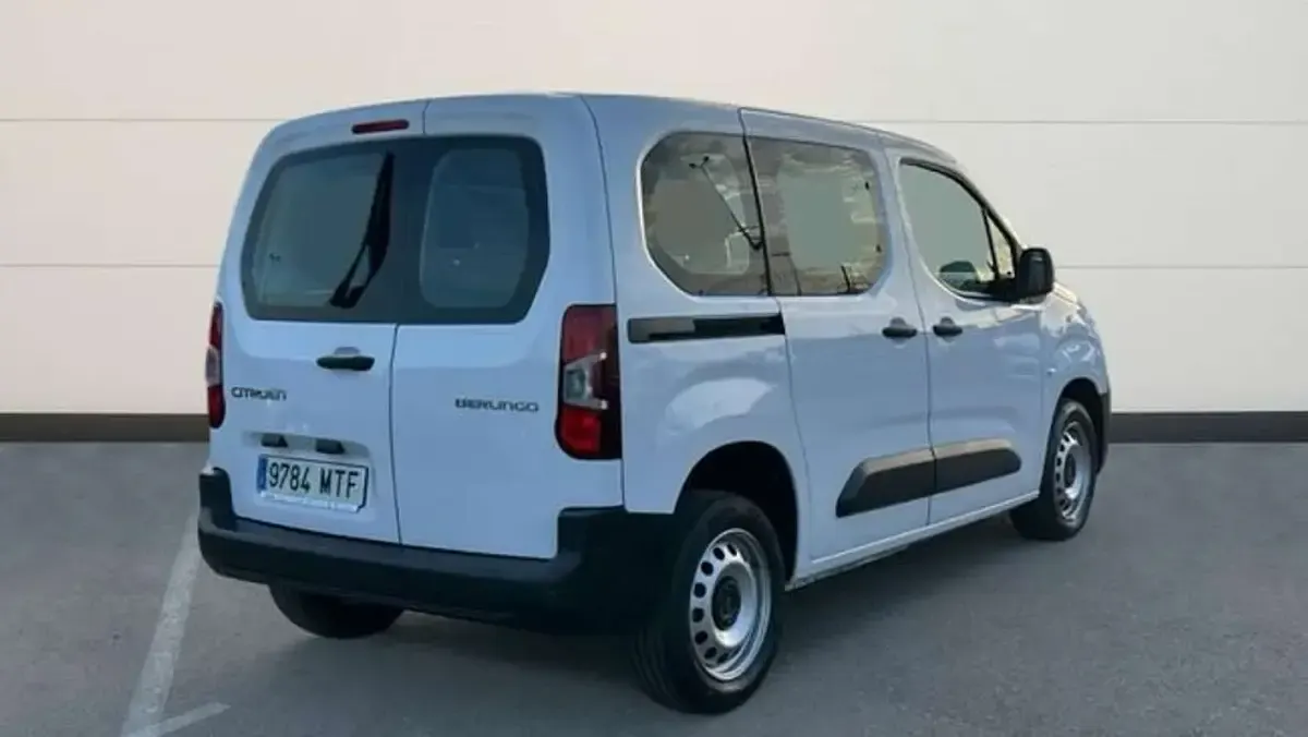 Usado Citroën Berlingo 102 CV (75 kW) 2024 Blanco Monovolumen