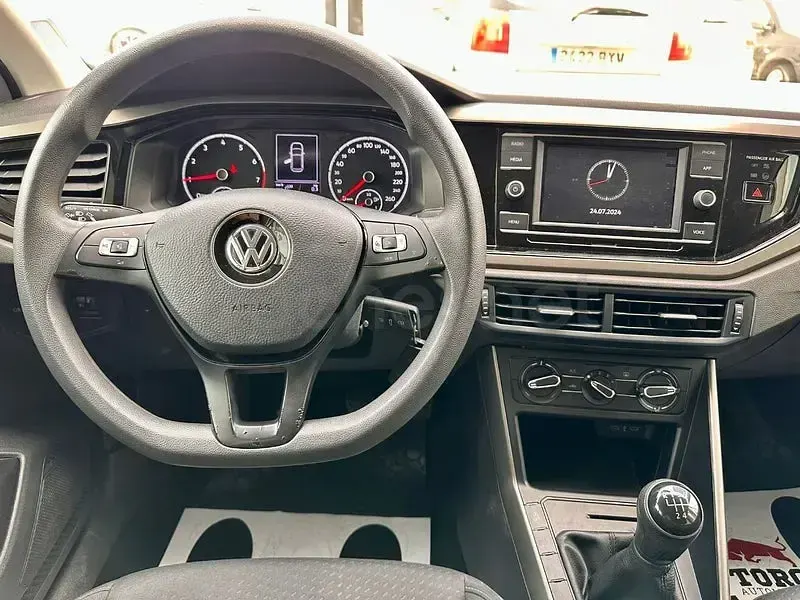 Usado VW Polo Advance 95 CV (69 kW) 2019 Blanco Utilitario