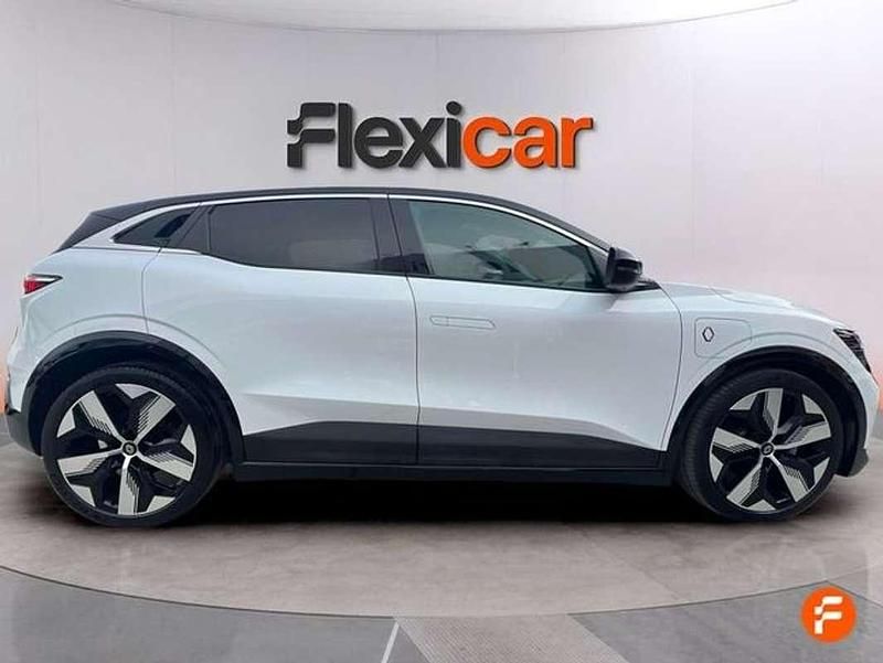 Usado Renault Megane E-Tech Equilibre 96 kW (131 CV) 2023 Blanco Utilitario