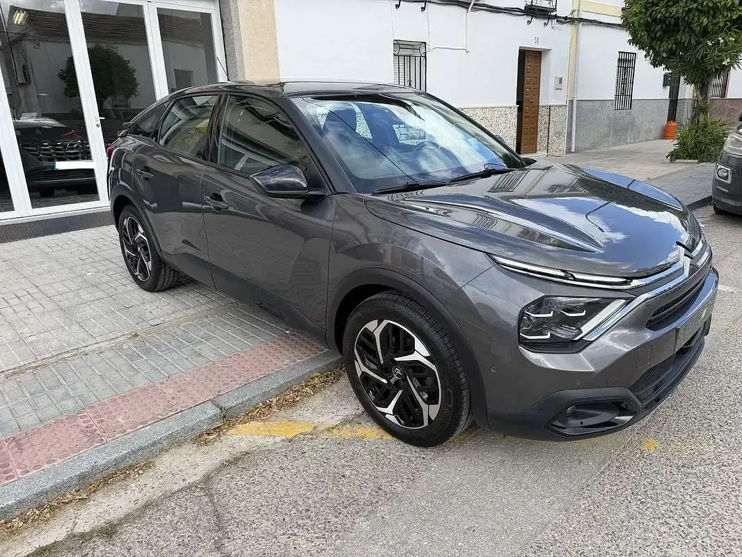 Usado Citroën C4 Feel 110 CV (80 kW) 2021 Gris Utilitario