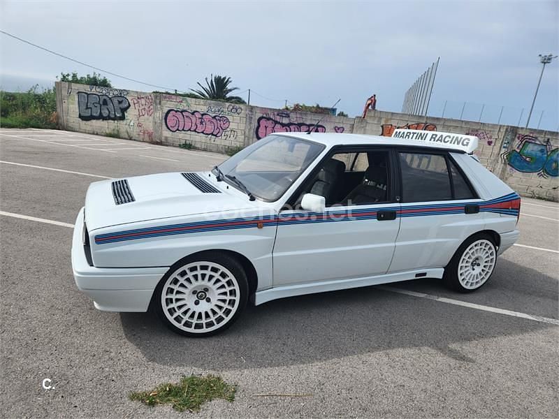 Usado Lancia Delta 200 CV (147 kW) 1992 Blanco Utilitario