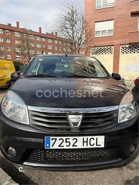 Usado Dacia Sandero Ambiance 75 CV (55 kW) 2011 Negro Berlina