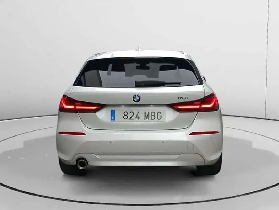 Usado BMW 118 Performance 136 CV (100 kW) 2022 Gris Utilitario