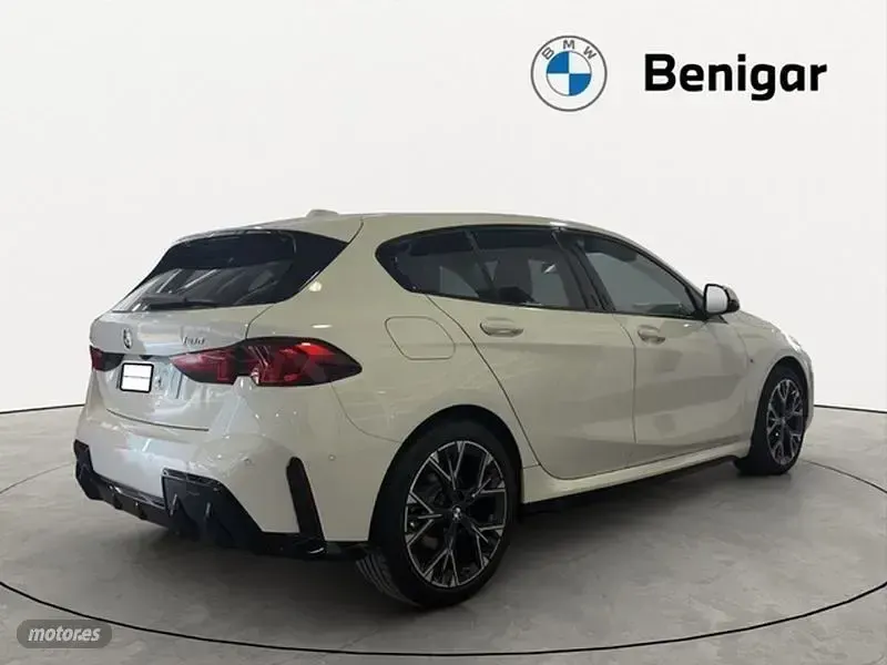 Usado BMW 118 M Sport 150 CV (110 kW) 2025 Blanco Utilitario