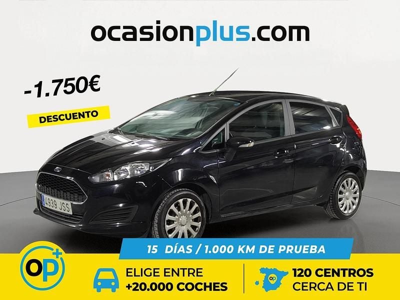 Negro Usado 2016 Ford Fiesta Trend Utilitario | 8519 € (Precio justo) - Imagen 1/4