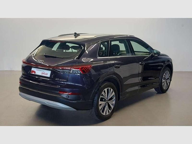 Usado Audi Q4 e-tron Advanced Plus 150 kW (204 CV) 2024 Plateado SUV