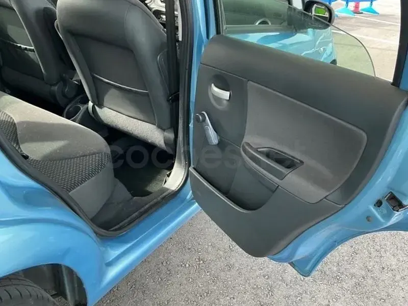 Usado Citroën C3 70 CV (51 kW) 2009 Azul Berlina
