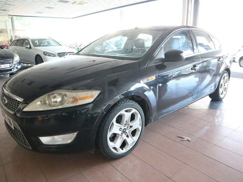 Usado Ford Mondeo Trend 140 CV (102 kW) 2008 Negro Berlina