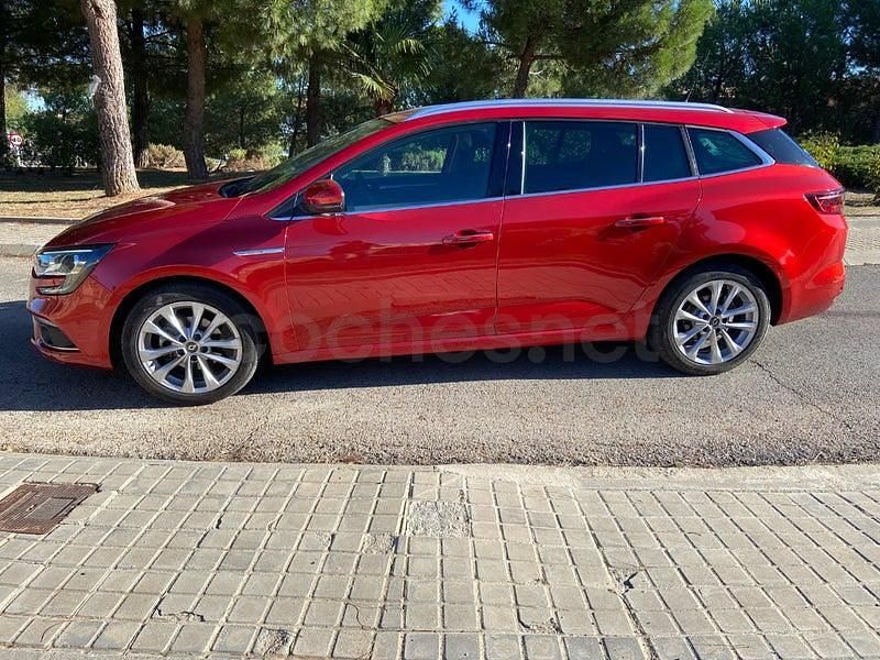 Usado Renault Mégane GrandTour Bose Edition 130 CV (95 kW) 2017 Granate Familiar