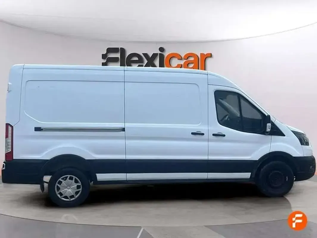 Usado Ford Transit 131 CV (96 kW) 2023 Blanco Van