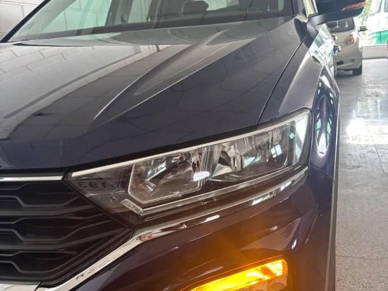 Usado VW T-Roc Edition 116 CV (85 kW) 2020 Azul SUV