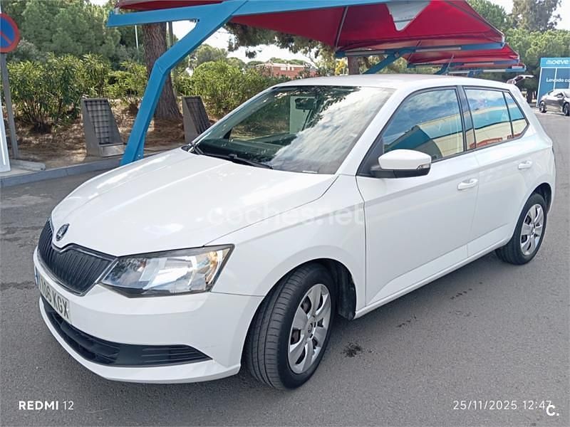 Usado Skoda Fabia Business Line 75 CV (55 kW) 2018 Blanco Berlina
