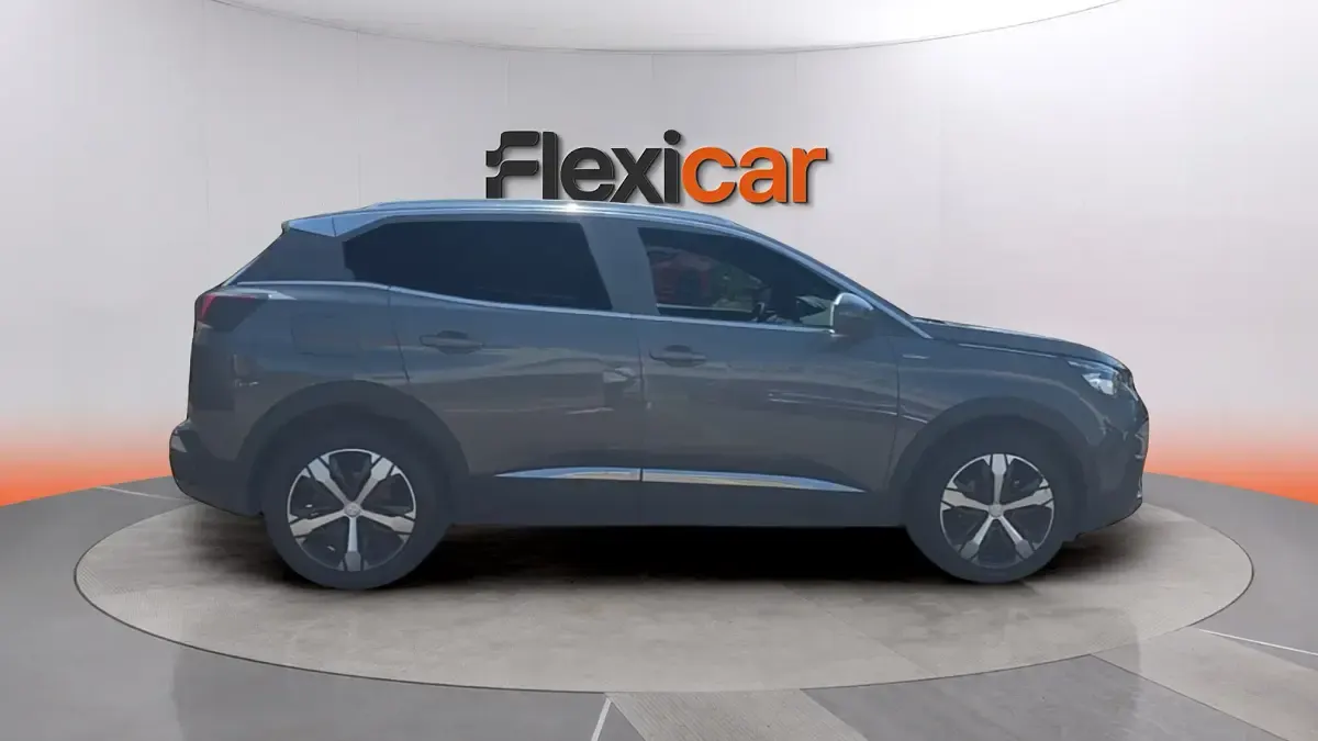 Usado Peugeot 3008 GT-line 165 CV (121 kW) 2018 Gris SUV