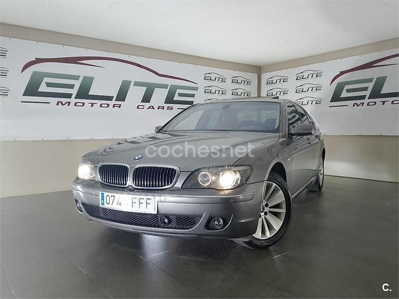 Gris / plata Usado 2006 BMW 745 Berlina | 9990 € - Imagen 1/4