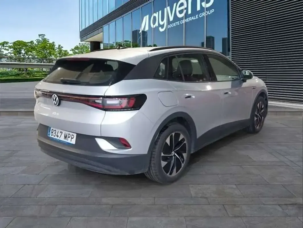 Usado VW ID.4 Pro 127 kW (174 CV) 2024 Plateado SUV