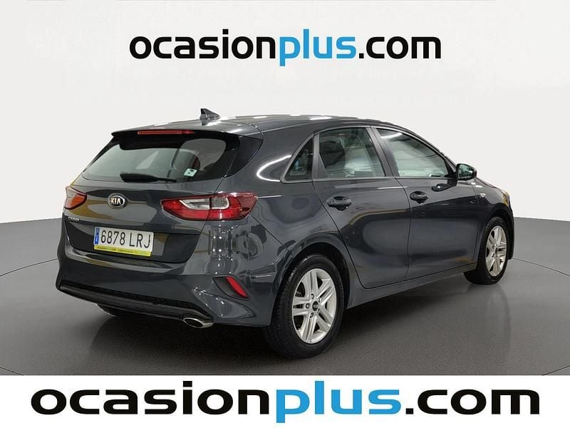 Usado Kia Ceed 120 CV (88 kW) 2021 Gris Utilitario