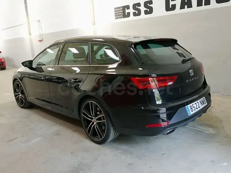 Usado Seat Leon CUPRA 300 CV (220 kW) 2017 Negro Familiar