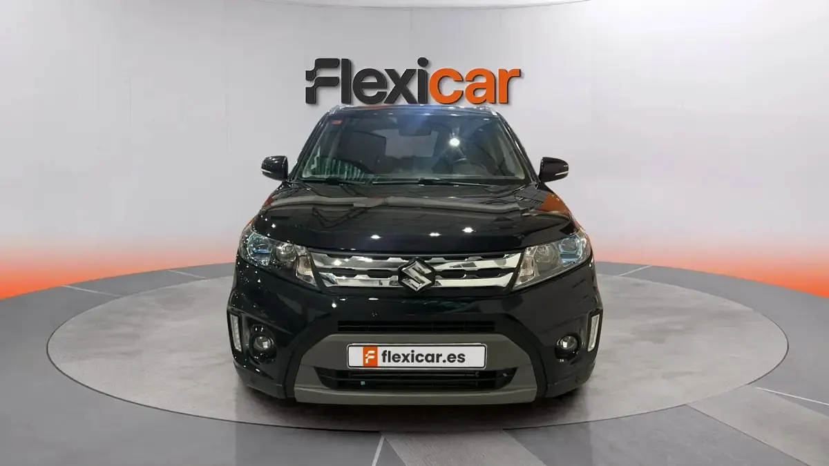 Usado Suzuki Vitara GLX 120 CV (88 kW) 2017 Negro SUV