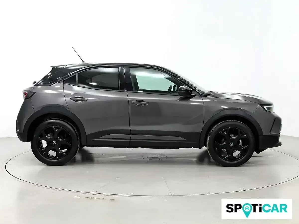 Usado Opel Mokka Edition 136 CV (100 kW) 2023 Gris SUV