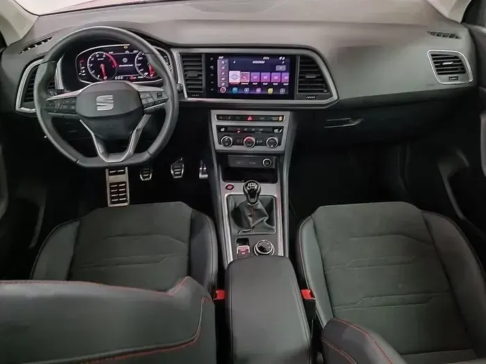 Usado Seat Ateca FR 150 CV (110 kW) 2024 Rojo SUV