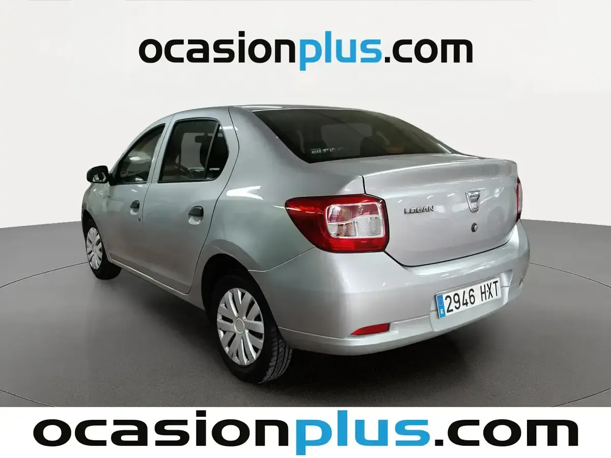 Usado Dacia Logan Ambiance 75 CV (55 kW) 2014 Plateado Utilitario