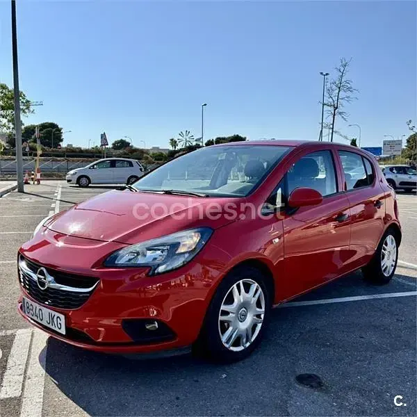 Usado Opel Corsa Color Edition 90 CV (66 kW) 2015 Rojo Utilitario