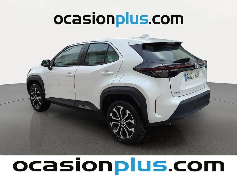 Usado Toyota Yaris Cross Active 116 CV (85 kW) 2024 Blanco SUV