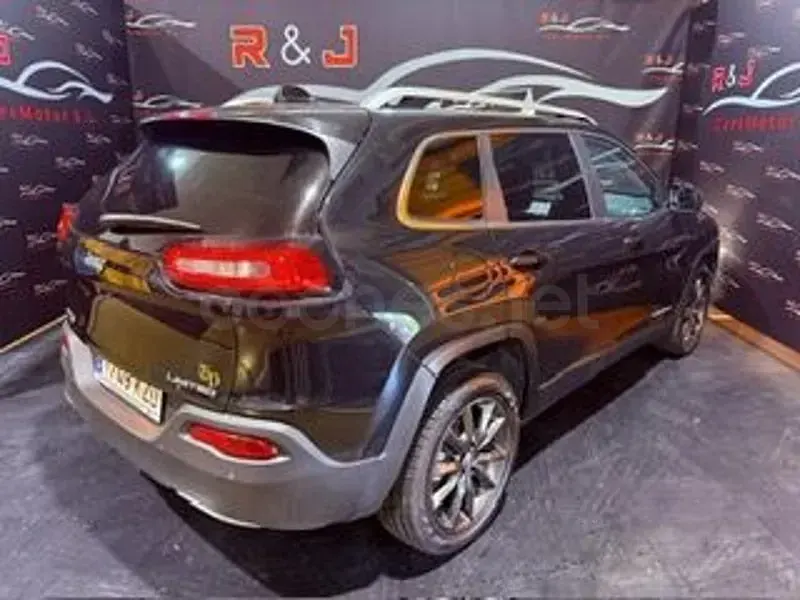 Usado Jeep Cherokee Longitude 195 CV (143 kW) 2019 Negro SUV