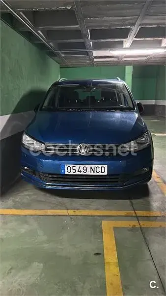 Usado VW Touran Advance 150 CV (110 kW) 2019 Azul Monovolumen