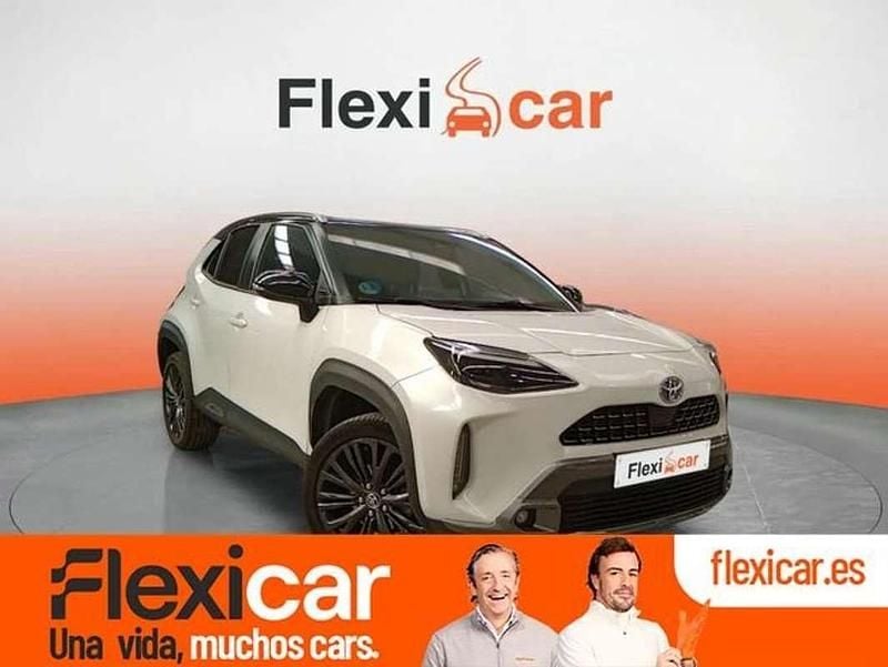 Usado Toyota Yaris Cross 117 CV (86 kW) 2022 Blanco SUV