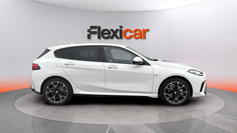 Usado BMW 118 150 CV (110 kW) 2025 Verde Utilitario